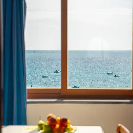Taormina Front - * Mazzeo